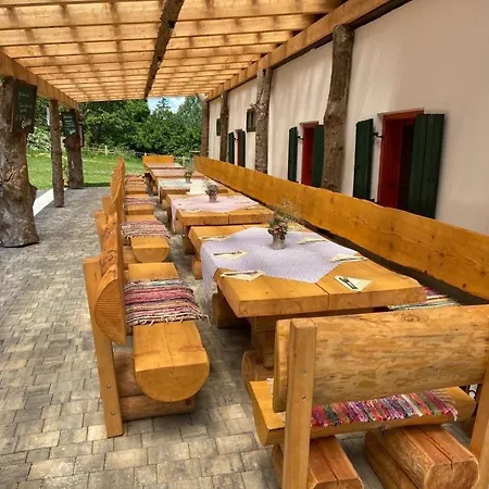 Privatunterkunft Landgasthof Marhube *